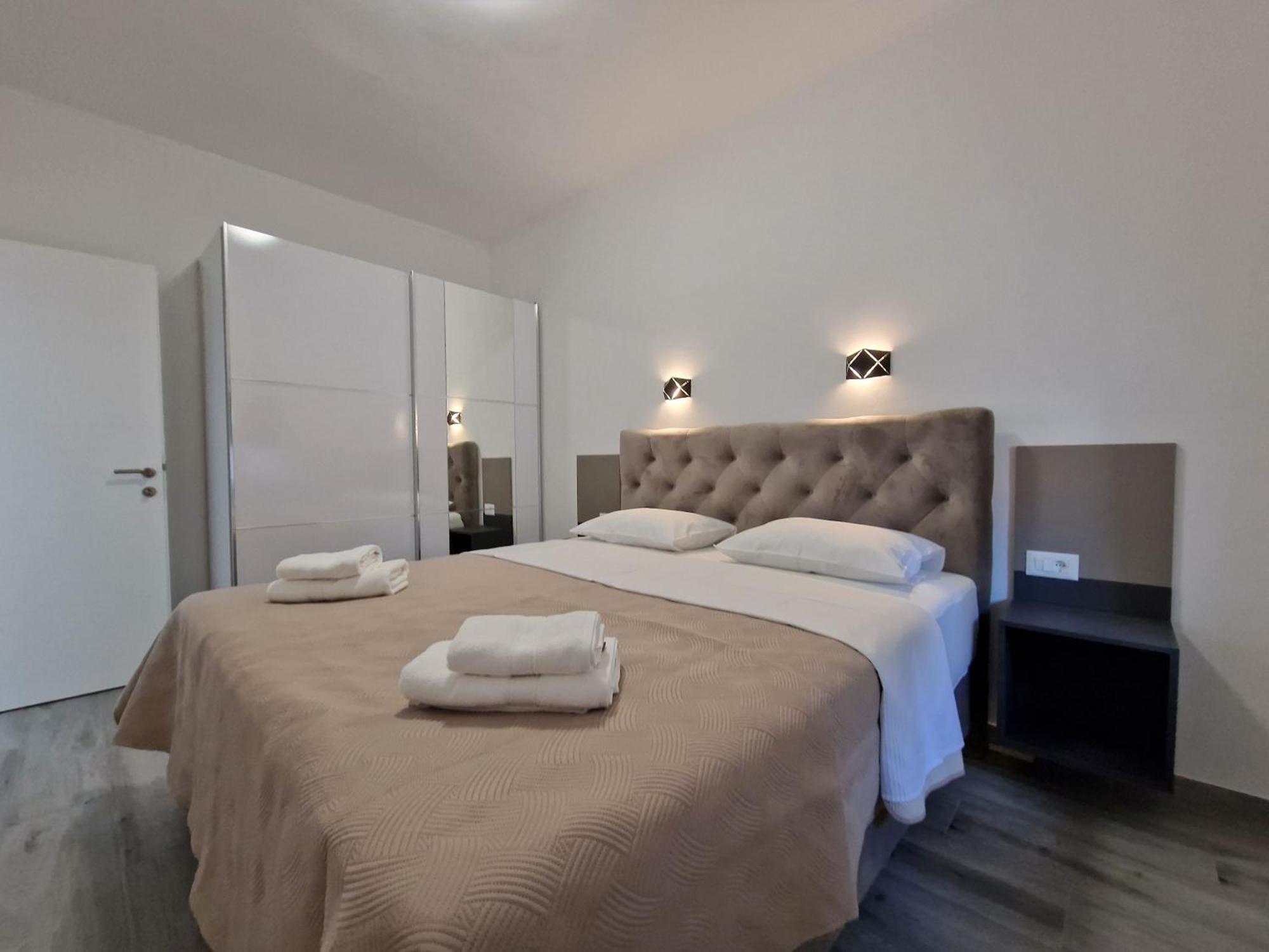 Apartments Okit Vodice Oda fotoğraf